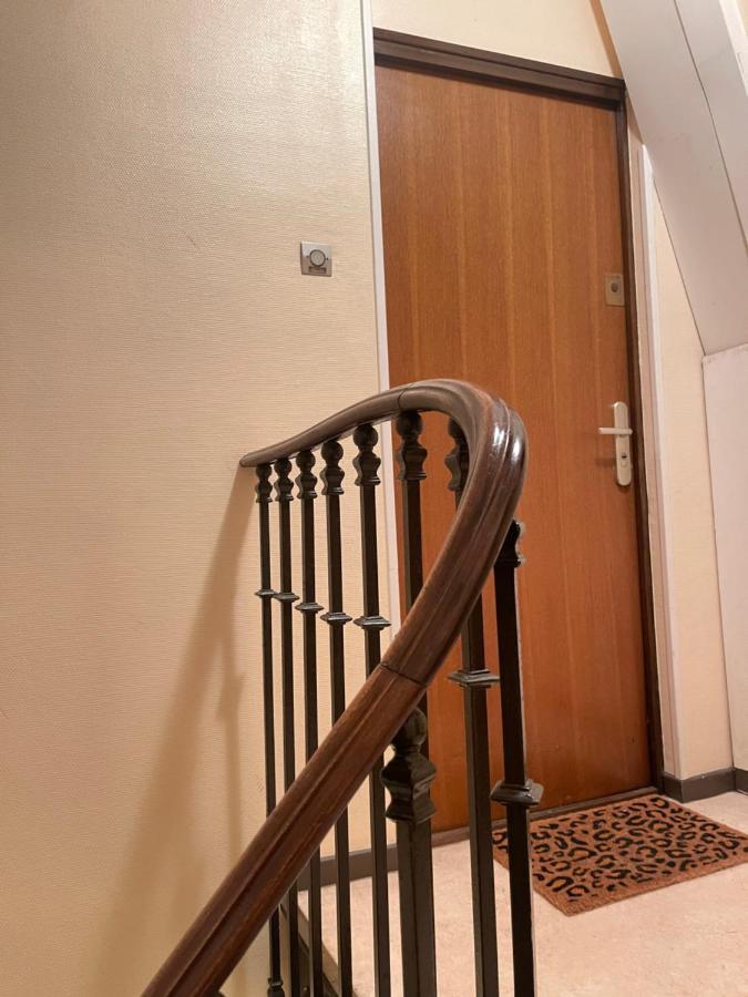 Hincmar De Yourhosthelper Apartment Reims