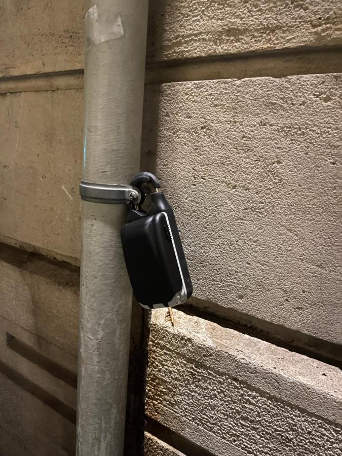Apartment Hincmar De Yourhosthelper *